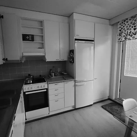 Spacious Near The Center Of 아파트