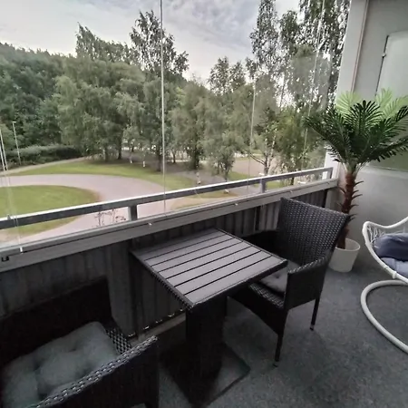 Spacious Near The Center Of 아파트 살로