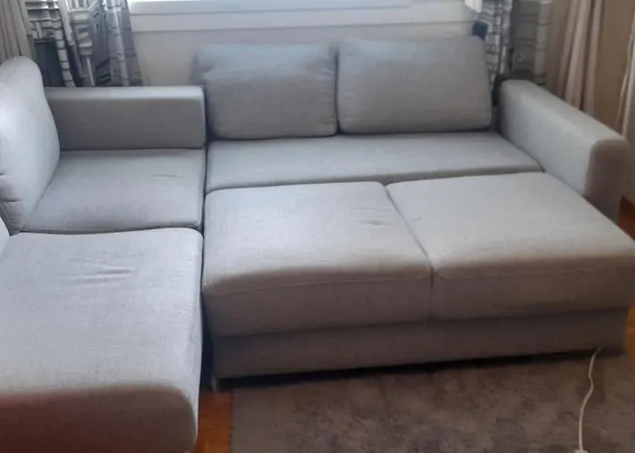 Spacious Near The Center Of アパート