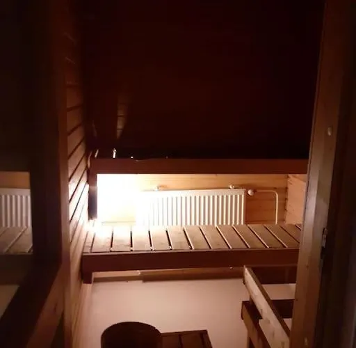 アパート Spacious Near The Center Of *